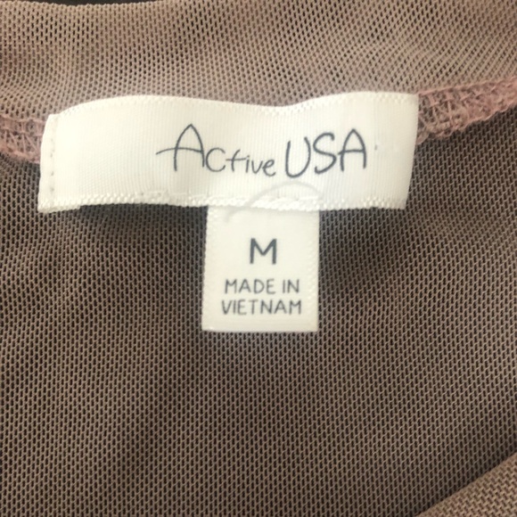 Active USA Mauve Mesh shirt - Picture 3 of 5